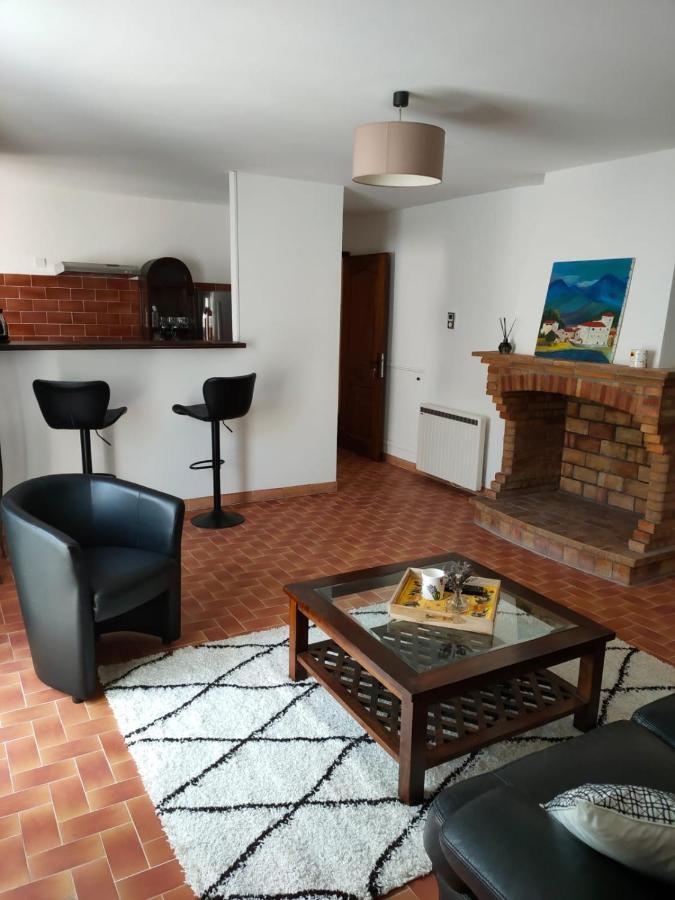 Charmant appartement au cœur du village Tourrettes-sur-Loup Extérieur photo